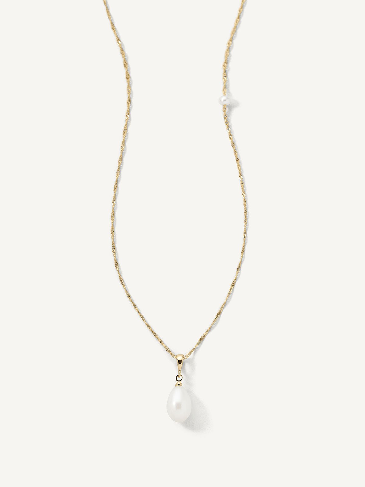 Cora Pendant
